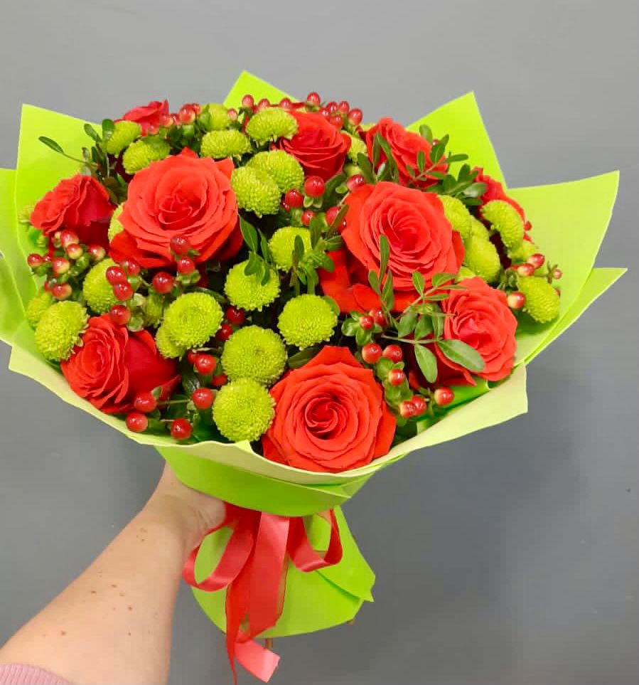 Букет цветов из: Хризантемы и Розы в Брусянский