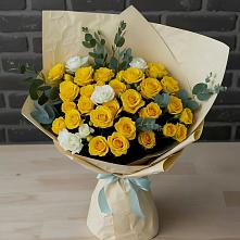 Букет цветов из:  Розы в Брусянский