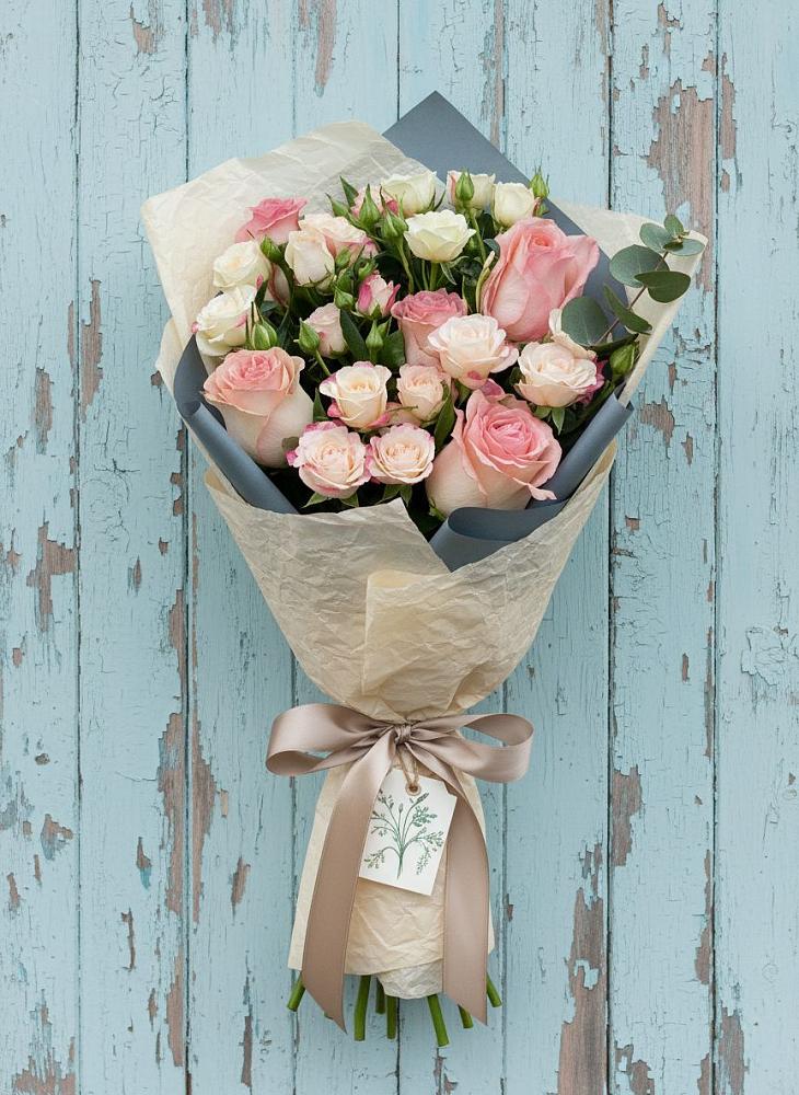 Букет цветов из: Розы в Брусянский