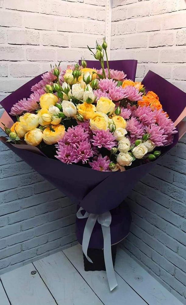 Букет цветов из: Хризантемы и Розы в Брусянский