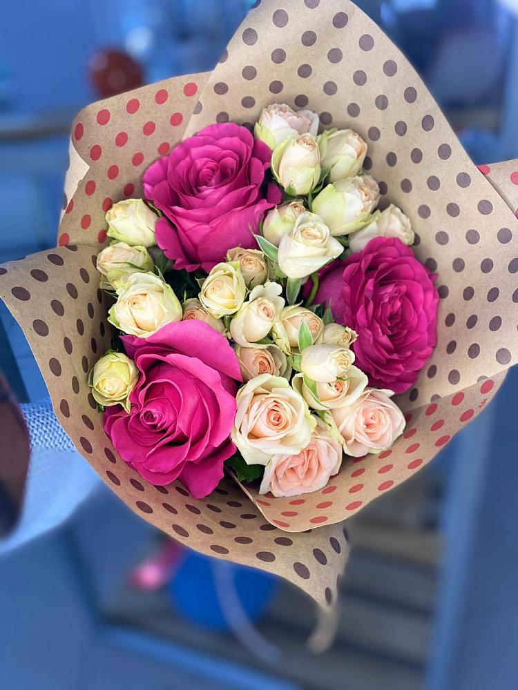 Букет цветов из: Розы в Брусянский