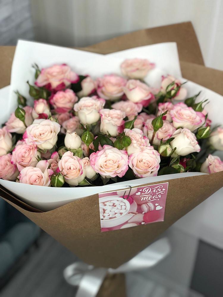 Букет цветов из: Розы в Брусянский