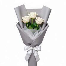 Букет 3 белые розы в Брусянский