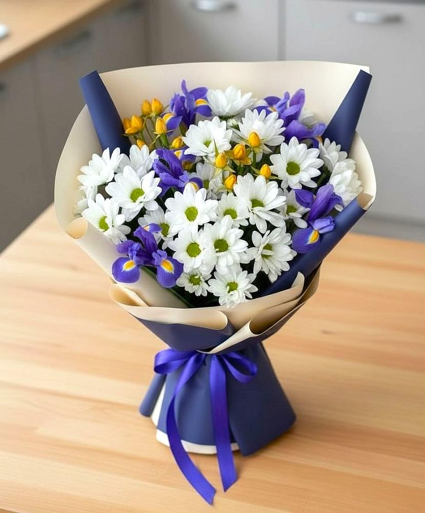 Букет цветов из: Розы, Ирисы и Хризантемы в Брусянский