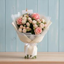 Букет цветов из:  Розы #REPLACE_PRED# Брусянский